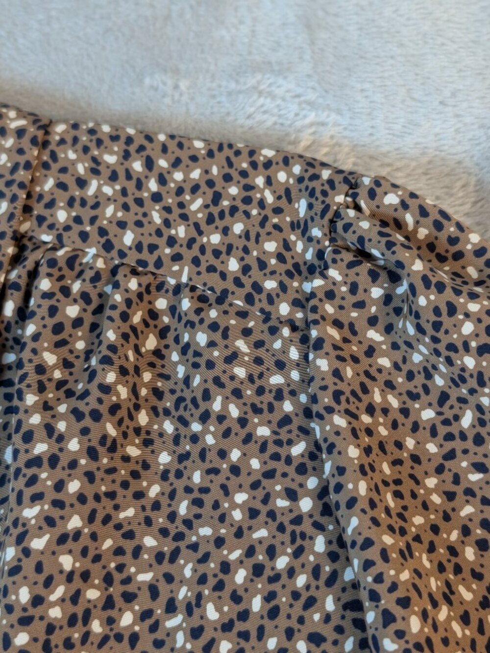 Vintage Country Sophisticates Brown Dainty Print Short Sleeve Button 8P Top - Picture 6 of 11